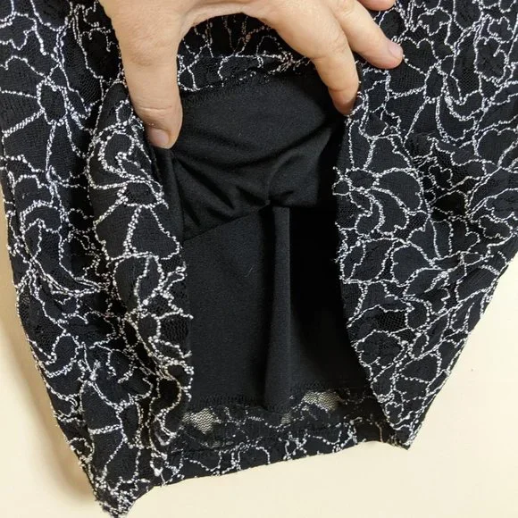 Le Château White Corded Lace Sleeveless Top V-Neck Blouse Size XS - Picture 11 of 15